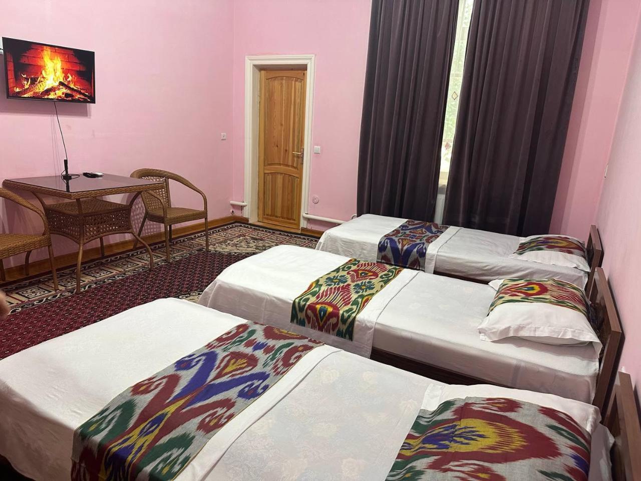 Shukrona Guest House Bukhara Esterno foto