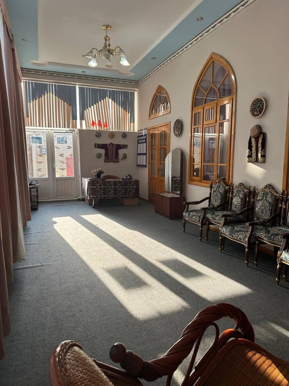 Shukrona Guest House Bukhara Esterno foto
