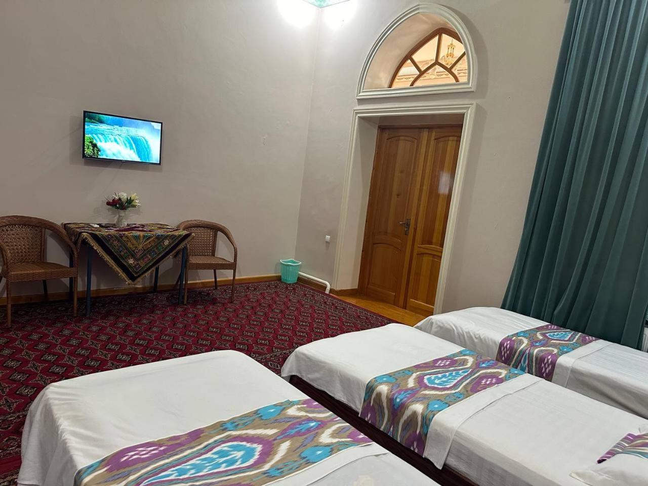 Shukrona Guest House Bukhara Esterno foto