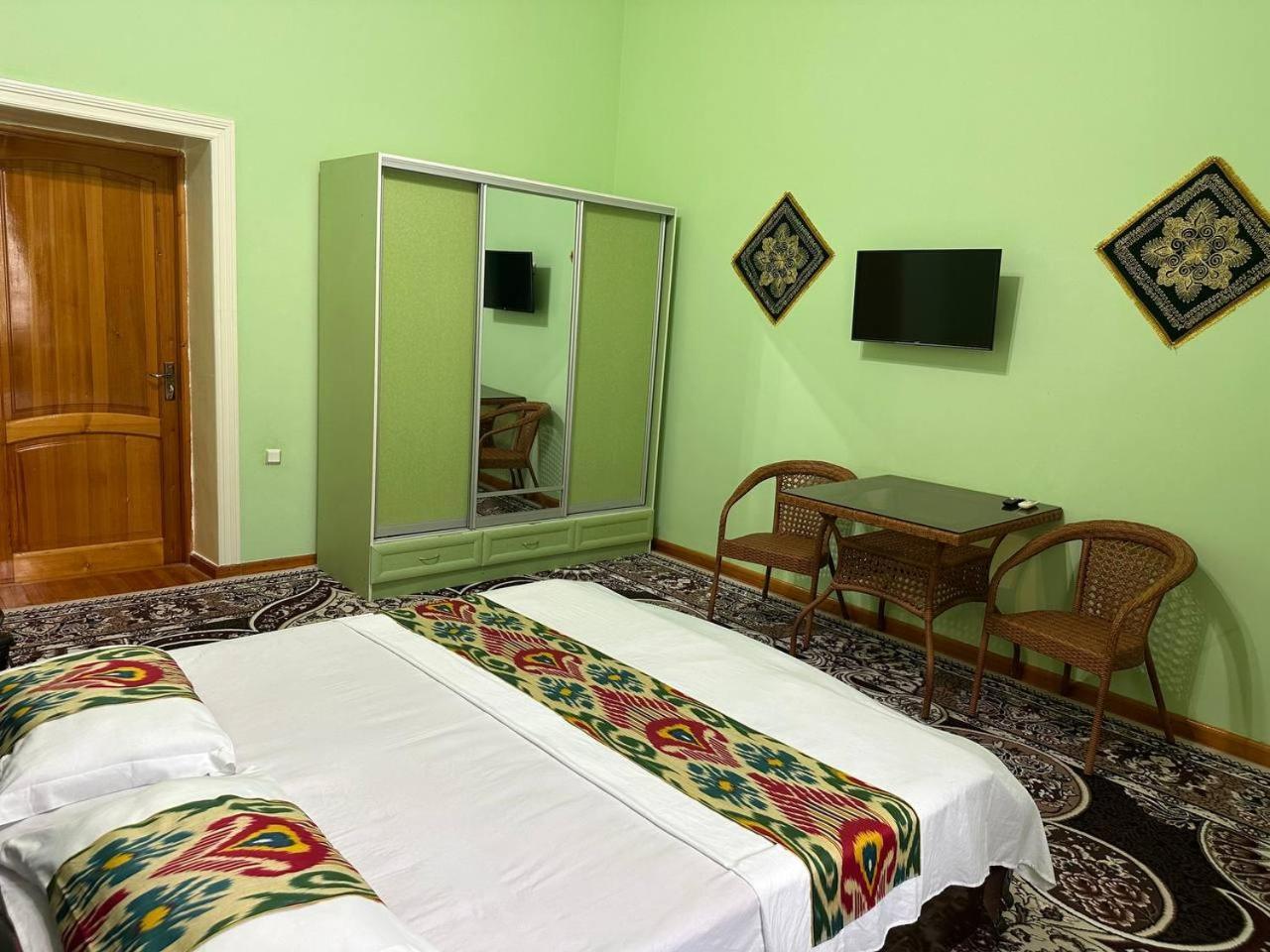 Shukrona Guest House Bukhara Esterno foto