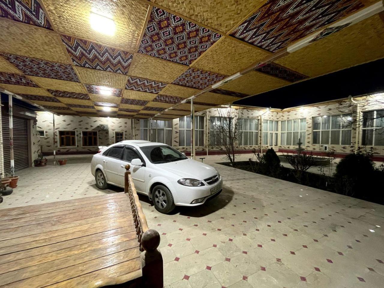 Shukrona Guest House Bukhara Esterno foto